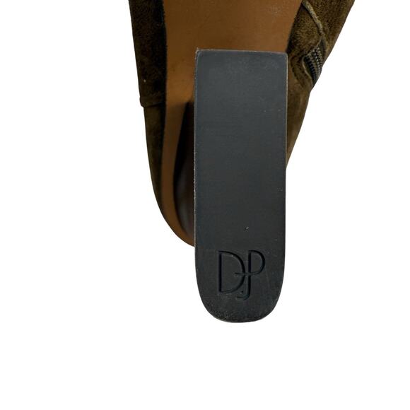 Donald J Pliner Khaki Green Suede Verie Pointed Toe Ankle Boots Booties 7.5 New - Picture 13 of 16